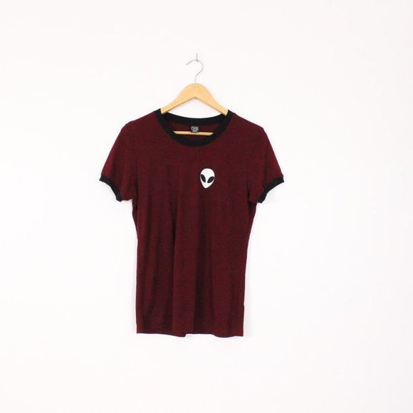 *Empyre Maroon Alien Graphic T Shirt - Picture 4 of 7